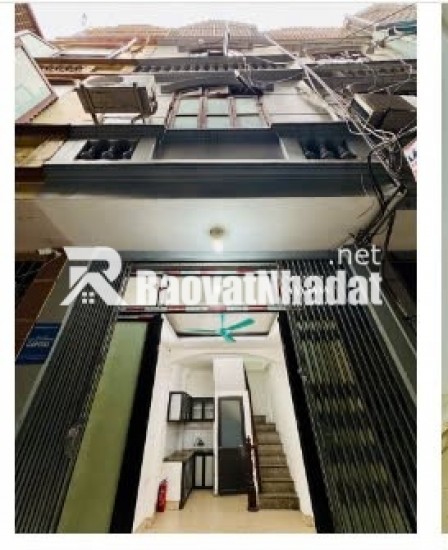 Bán nhà mặt ngõ rộng, vị trí đẹp Phố Trại Cá 26m2, 4 tầng, 3 ngủ, SĐCC GD ngay